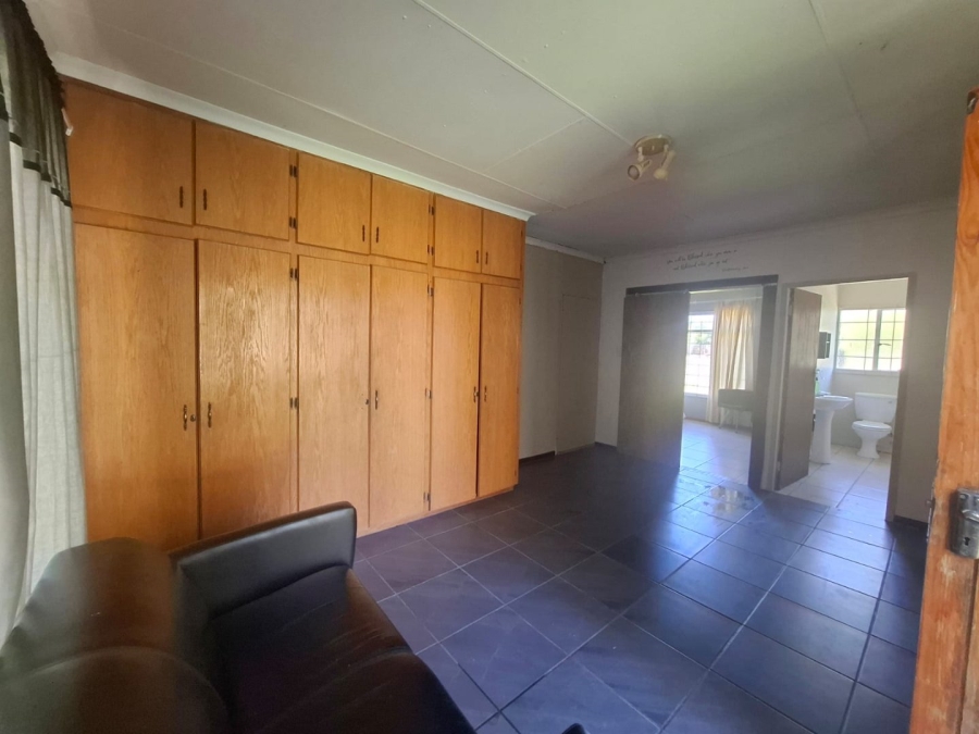 Commercial Property for Sale in Roodewal Free State